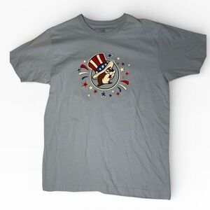 Buc-ee’s “Sweet Land of Liberty” Patriotic T-Shirt – Light Blue (Men’s Medium)